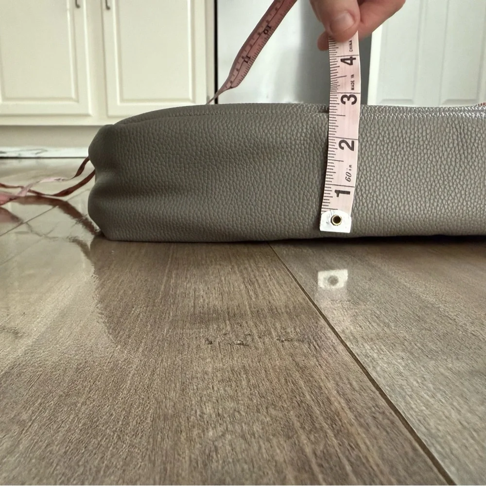 NEW Bugatti Computer Bag‎ Messenger Crossbody Briefcase JB Hunt Pebbled Taupe